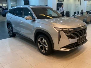 Geely Atlas: ультрасовременный семейный кроссовер нового поколения
